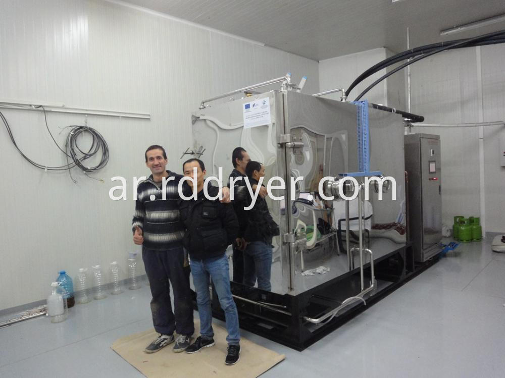 Velvet antler slice vacuum drying machine for pharmaceutical industry